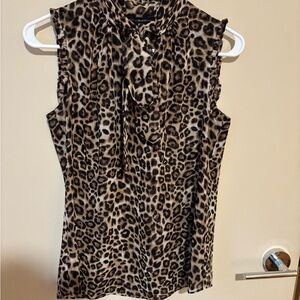 Leopard Print Sleeveless Top